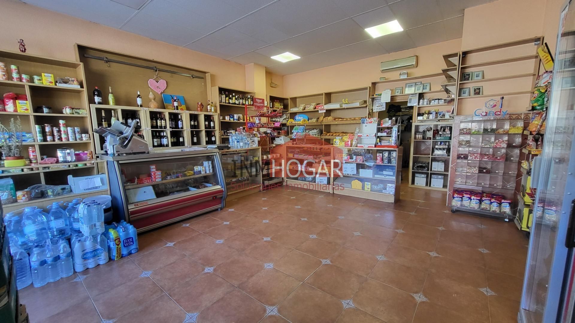 Premises for sale in Ávila Capital  with Furnished