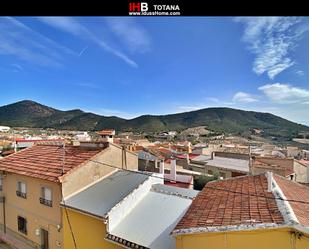 Vista exterior de Casa o xalet en venda en Lorca amb Terrassa, Traster i Balcó