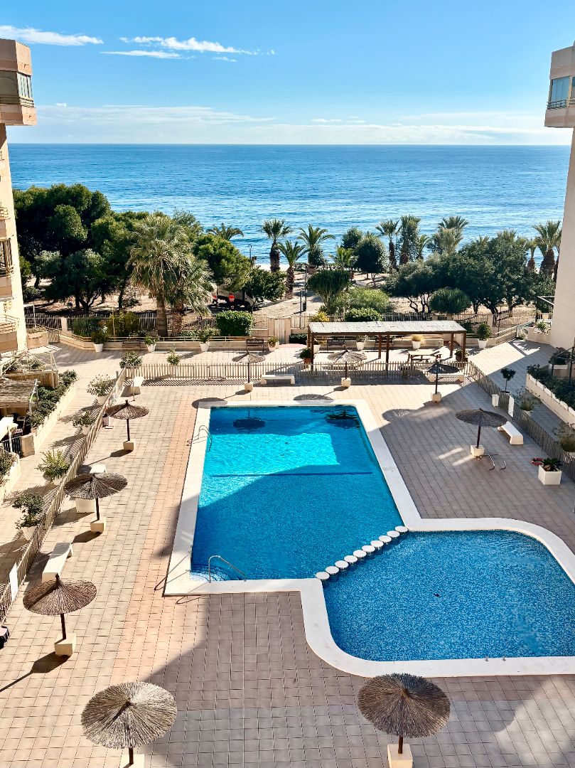 Swimming pool of Flat for sale in El Campello  with Air Conditioner, Terrace and Community pool