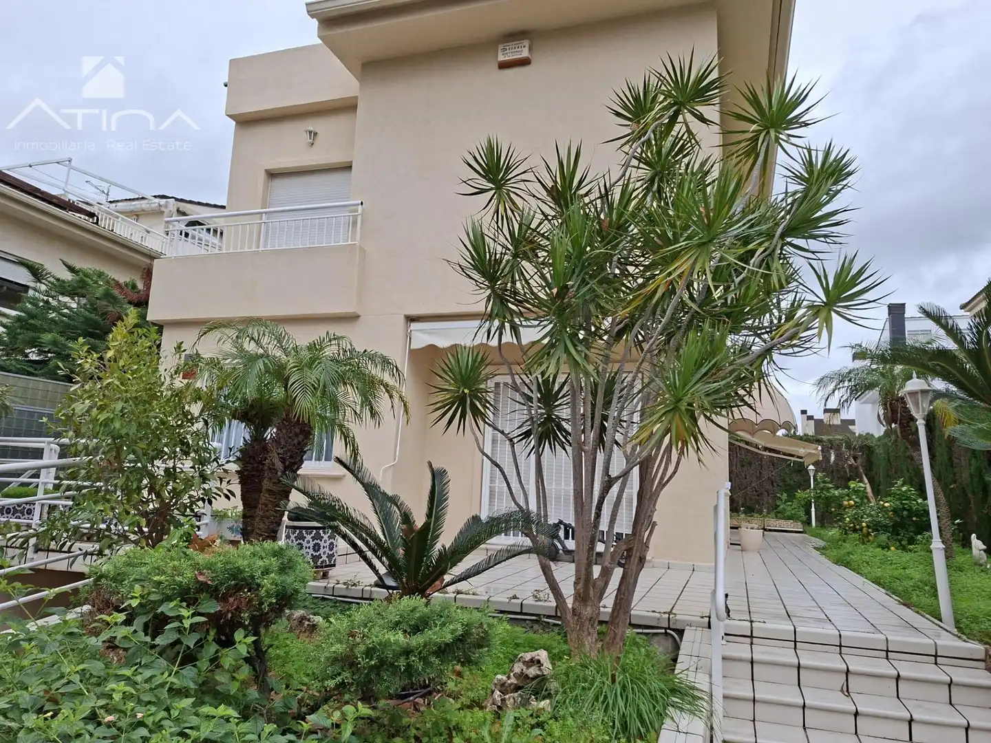 Garten von Haus oder Chalet zum Verkauf in Gandia mit Klimaanlage, Privatgarten und Terrasse