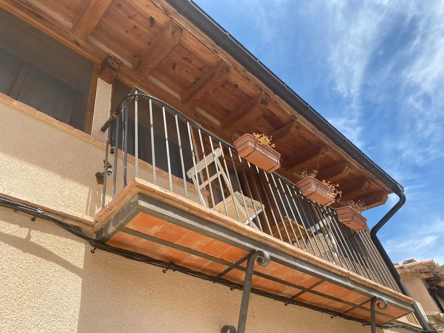 Terrassa de Casa o xalet en venda en Villarluengo amb Calefacció, Traster i Moblat