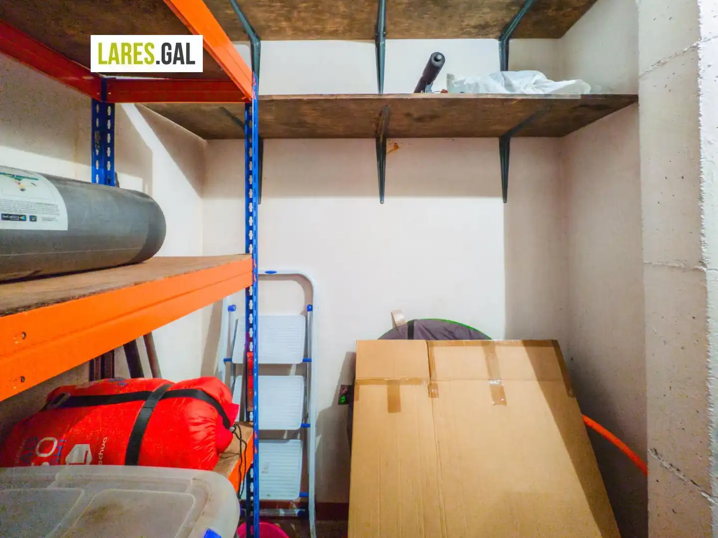 Storage room for sale in Coiro