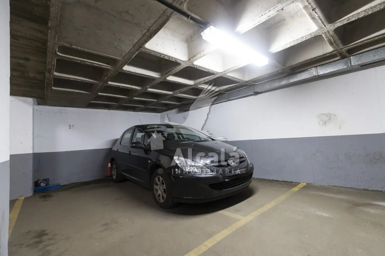Aparcament de Garatge en venda en Madrid
