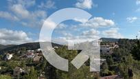 Vista exterior de Casa o xalet en venda en Cervelló amb Aire condicionat, Calefacció i Jardí privat