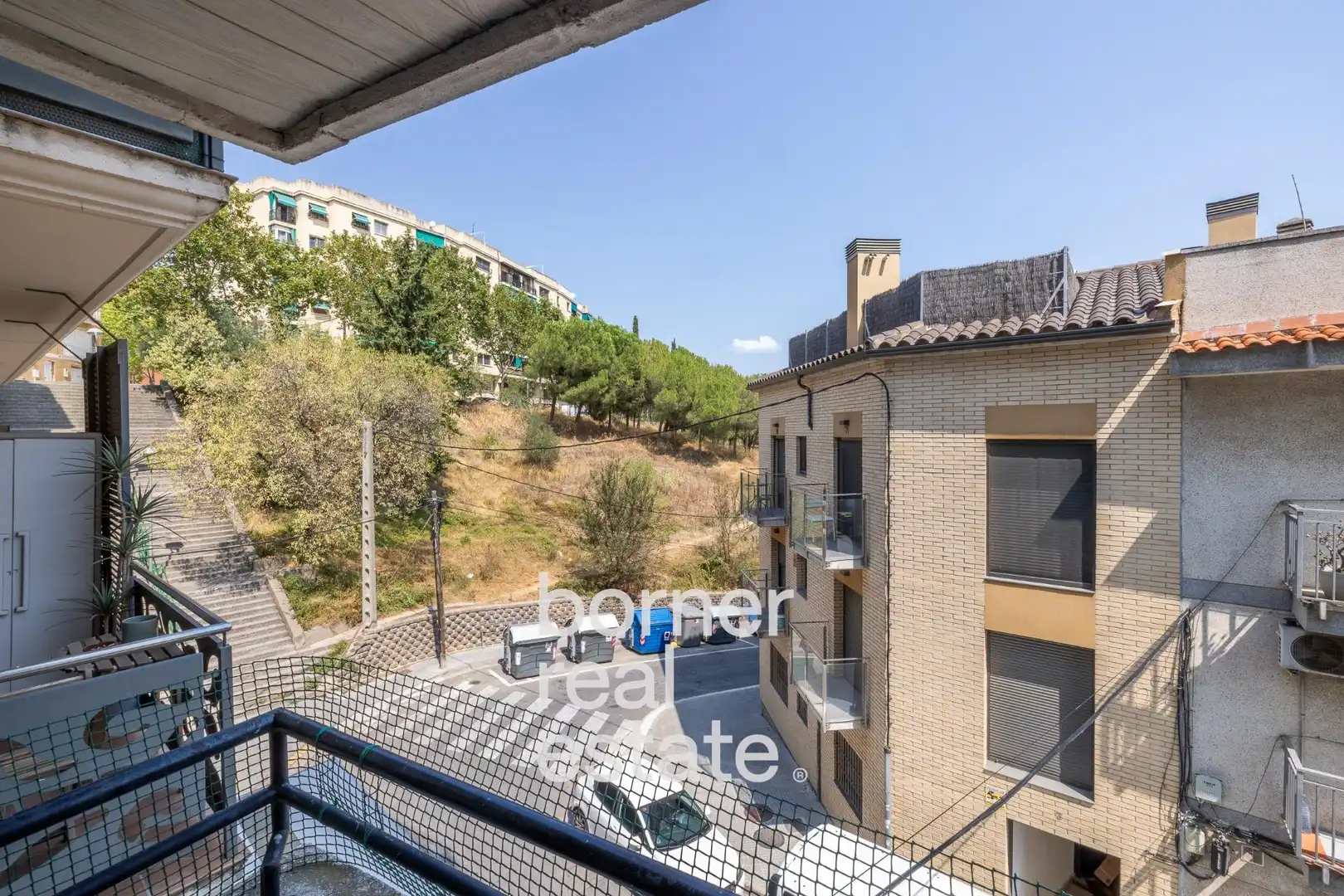 Außenansicht von Wohnung zum Verkauf in Rubí mit Heizung, Parkett und Balkon
