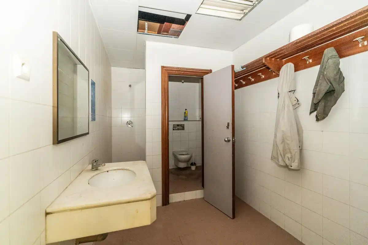 Bathroom of Commercial properties for sale in Milla de Oro