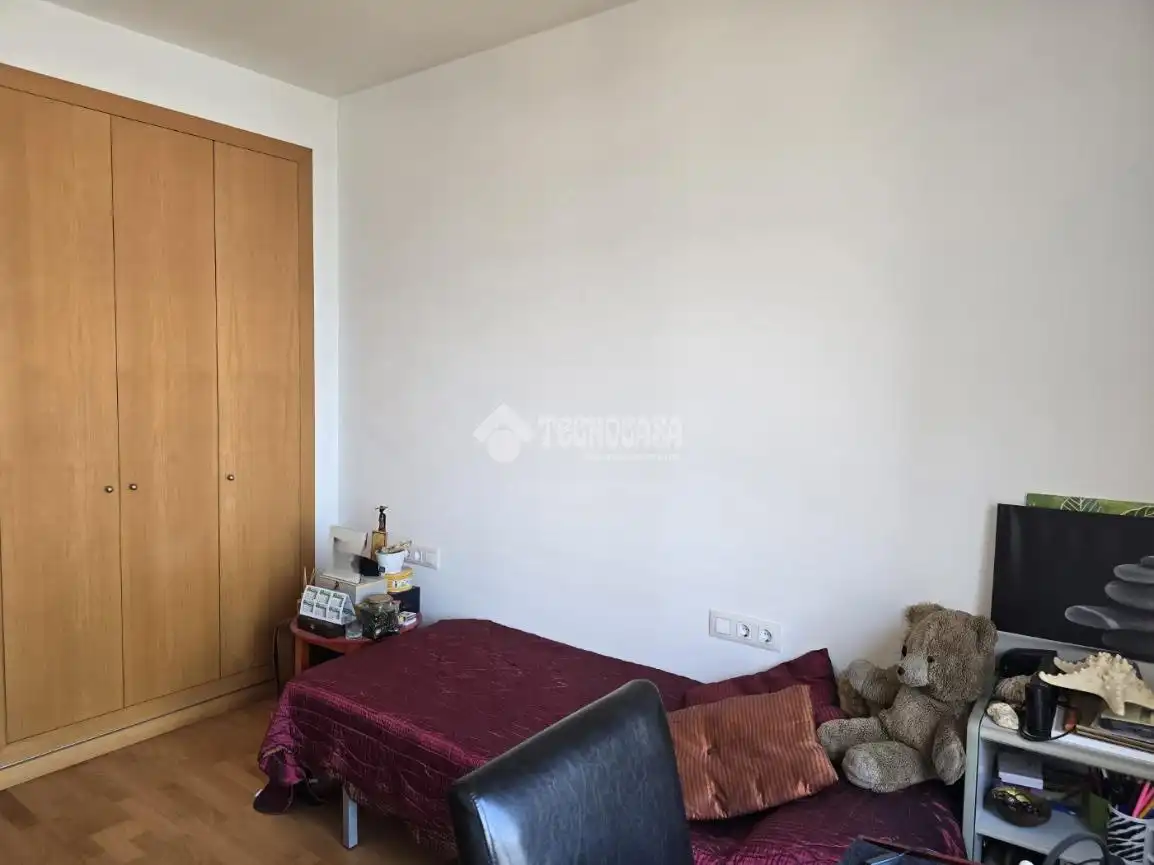 Bedroom of Flat for sale in Barcelona  with Air Conditioner, Heating and Terrace