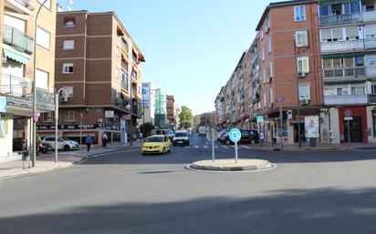 Vista exterior de Pis en venda en Móstoles amb Aire condicionat i Terrassa