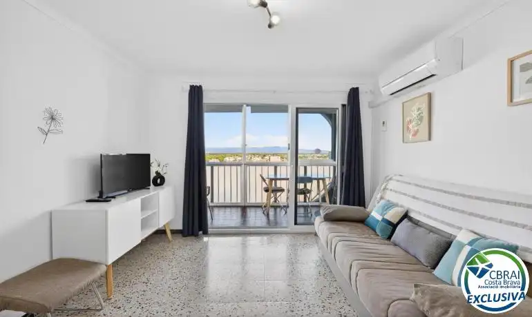 Apartament amb terrassa en venda a Carrer Muga-Delta, imagen 12