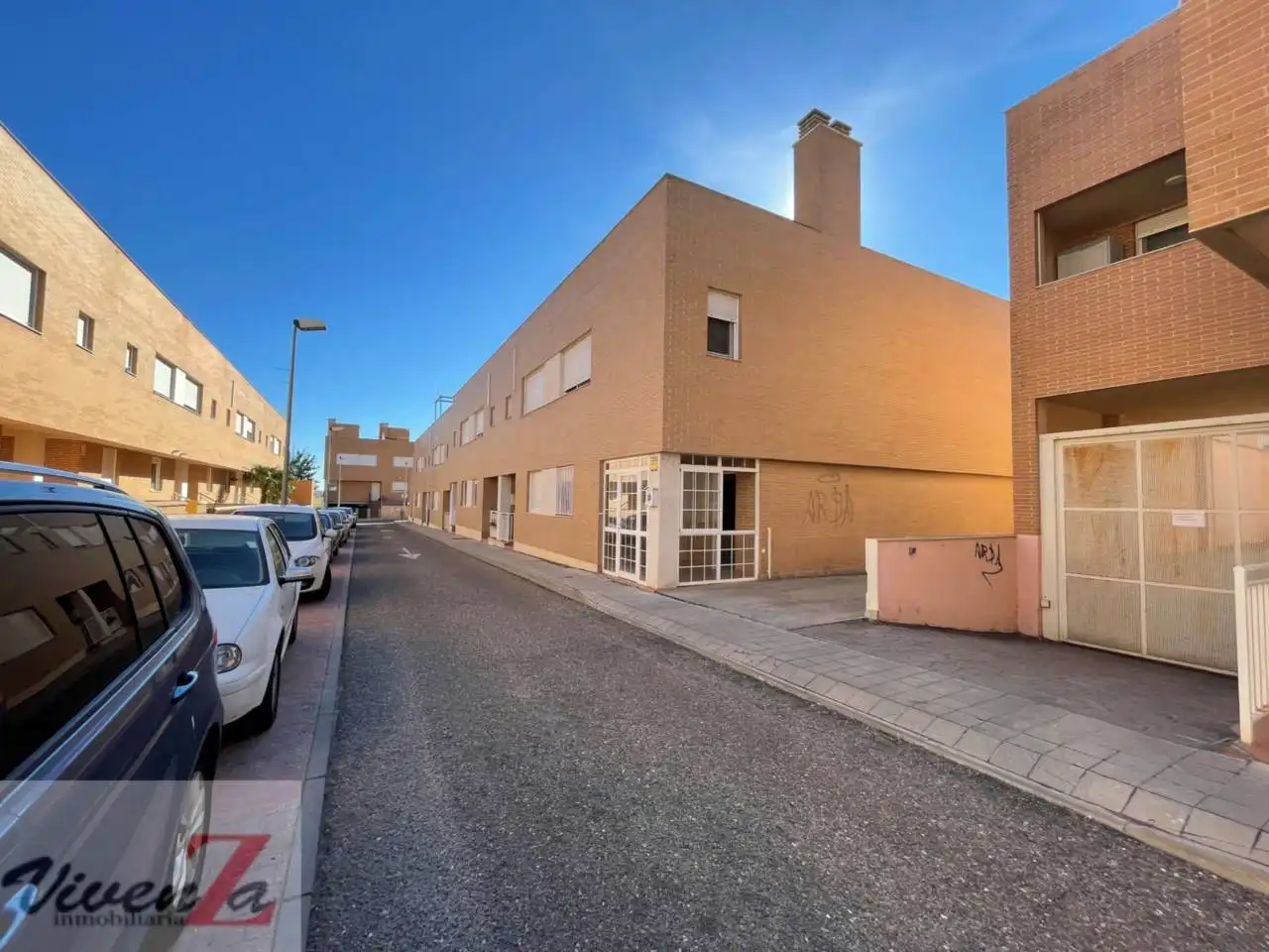 Vista exterior de Casa adosada de alquiler en Zamora Capital  con Calefacción, Jardín privado y Terraza