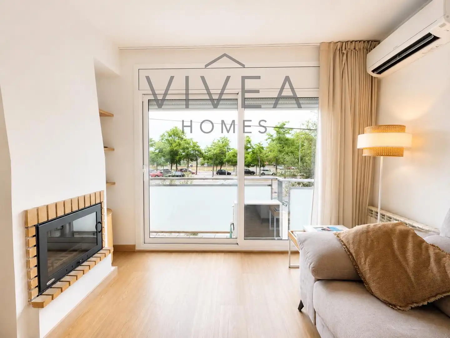 Living room of Flat for sale in Sabadell  with Air Conditioner, Heating and Parquet flooring