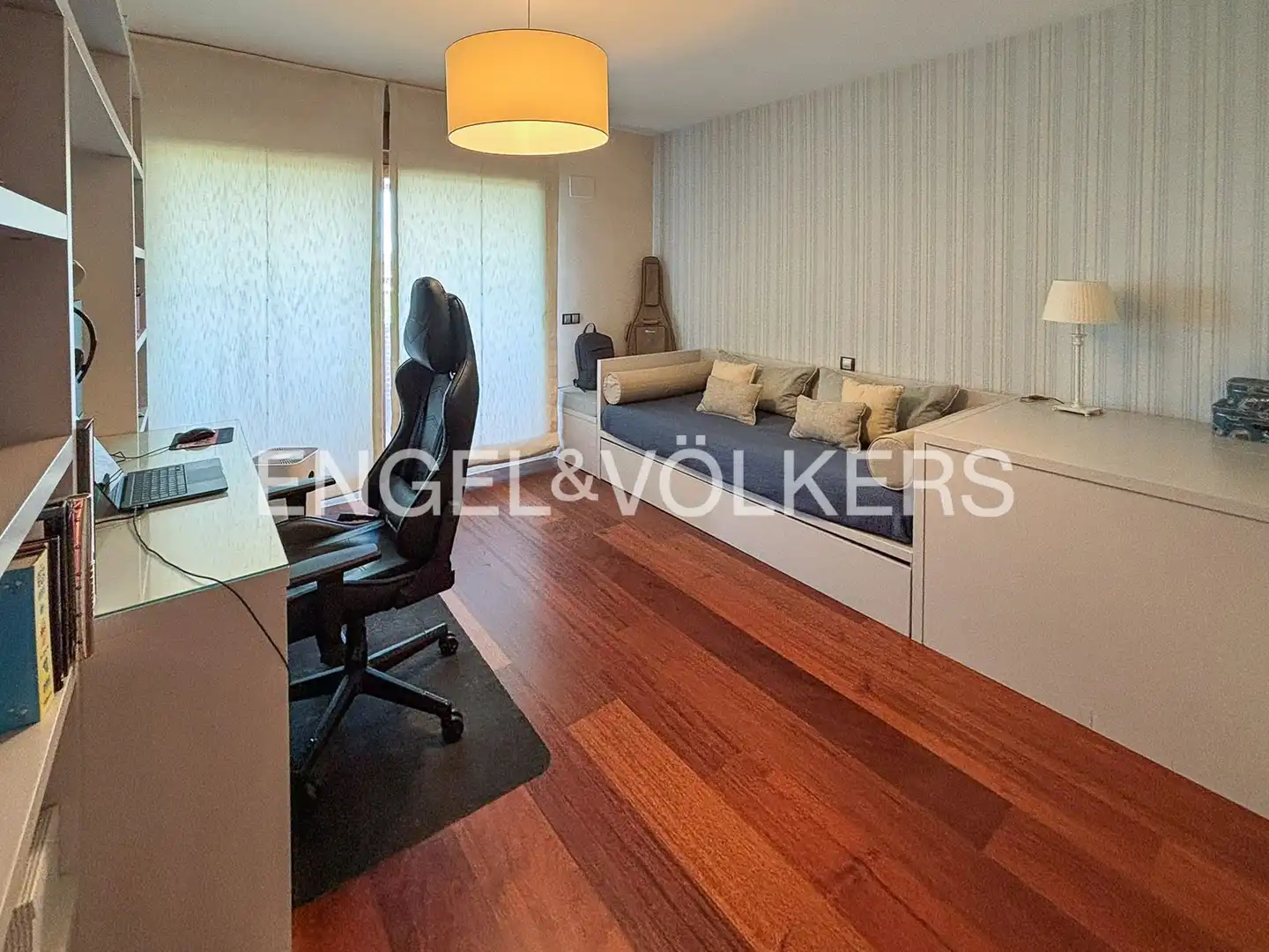 Casa adosada en venta en Las Rozas de Madrid con Aire acondicionado, Calefacción y Jardín privado
