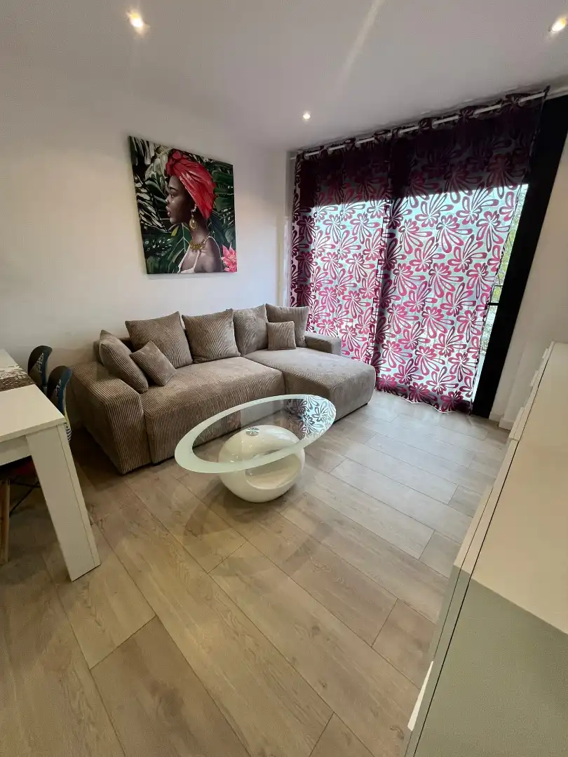 Living room of Flat for sale in Cubelles  with Air Conditioner, Parquet flooring and Terrace
