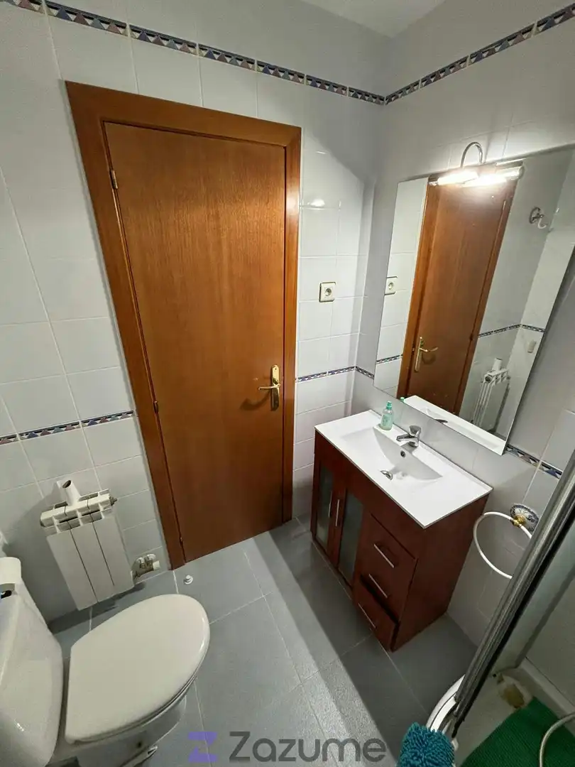 Baño de Piso de alquiler en Terrassa con Calefacción, Terraza y Amueblado