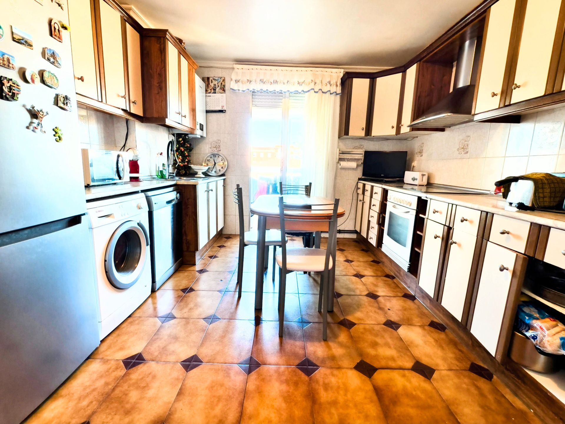Flat for sale in Plaza de Cervantes, San Pablo y Santa Marina