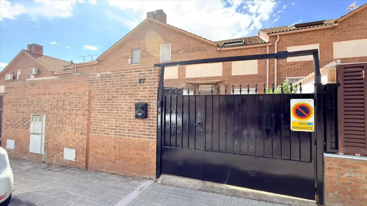 Casa in vendita a LOS ROSALES