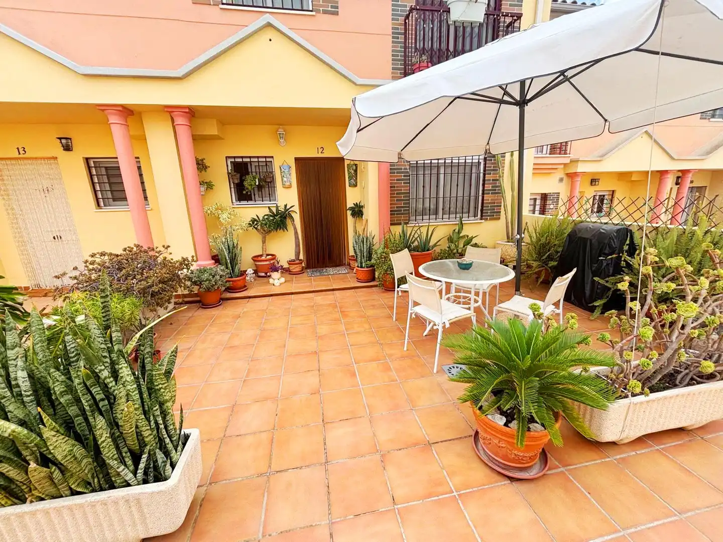Adosado con piscina en venta en Capellanía - Retamar, imagen 2