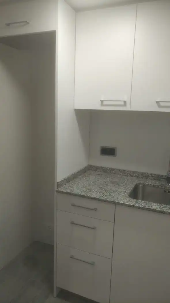 Flat for rent in Carrer de Sant Carles, Centre