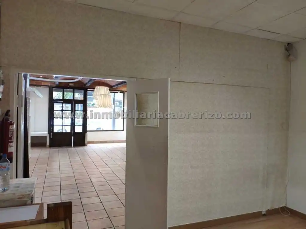 Local comercial de lloguer a Oeste, imagen 17