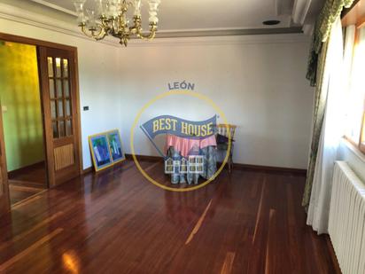 Flat for sale in Villaquilambre