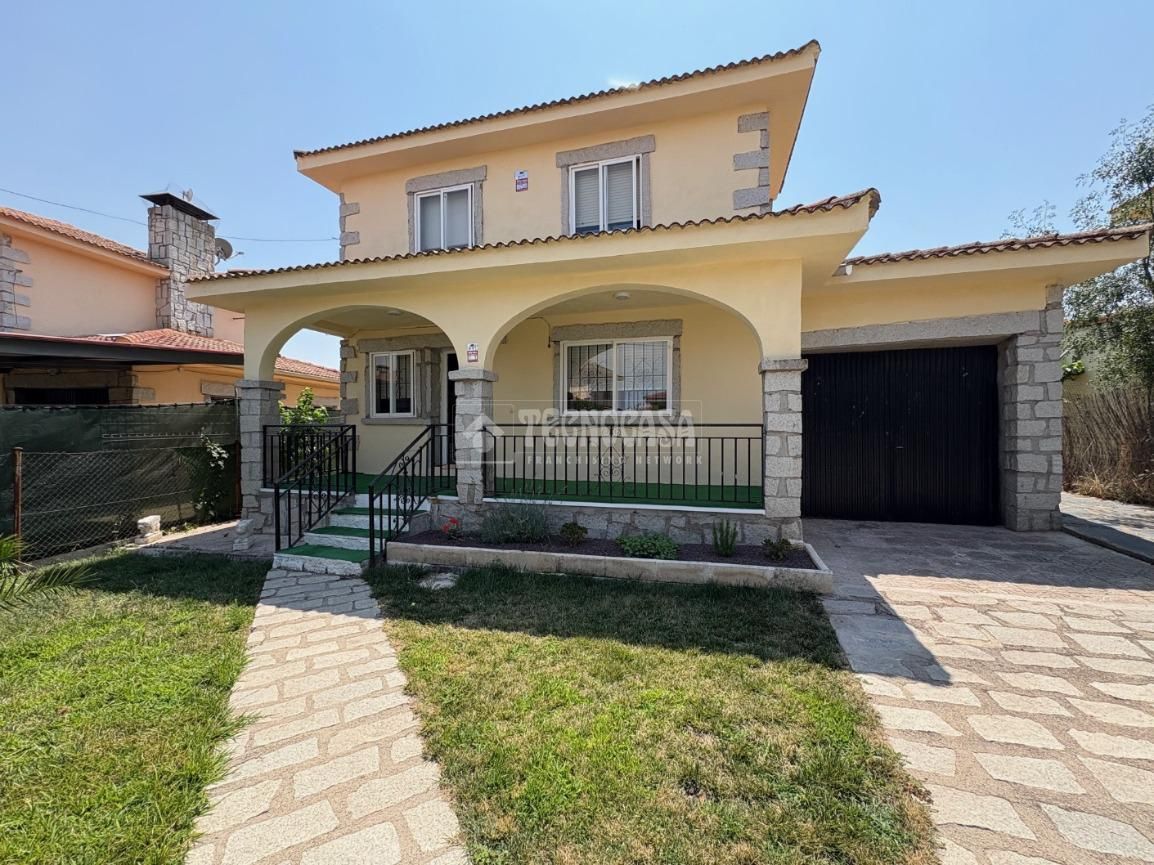 House or chalet for sale in Camarena