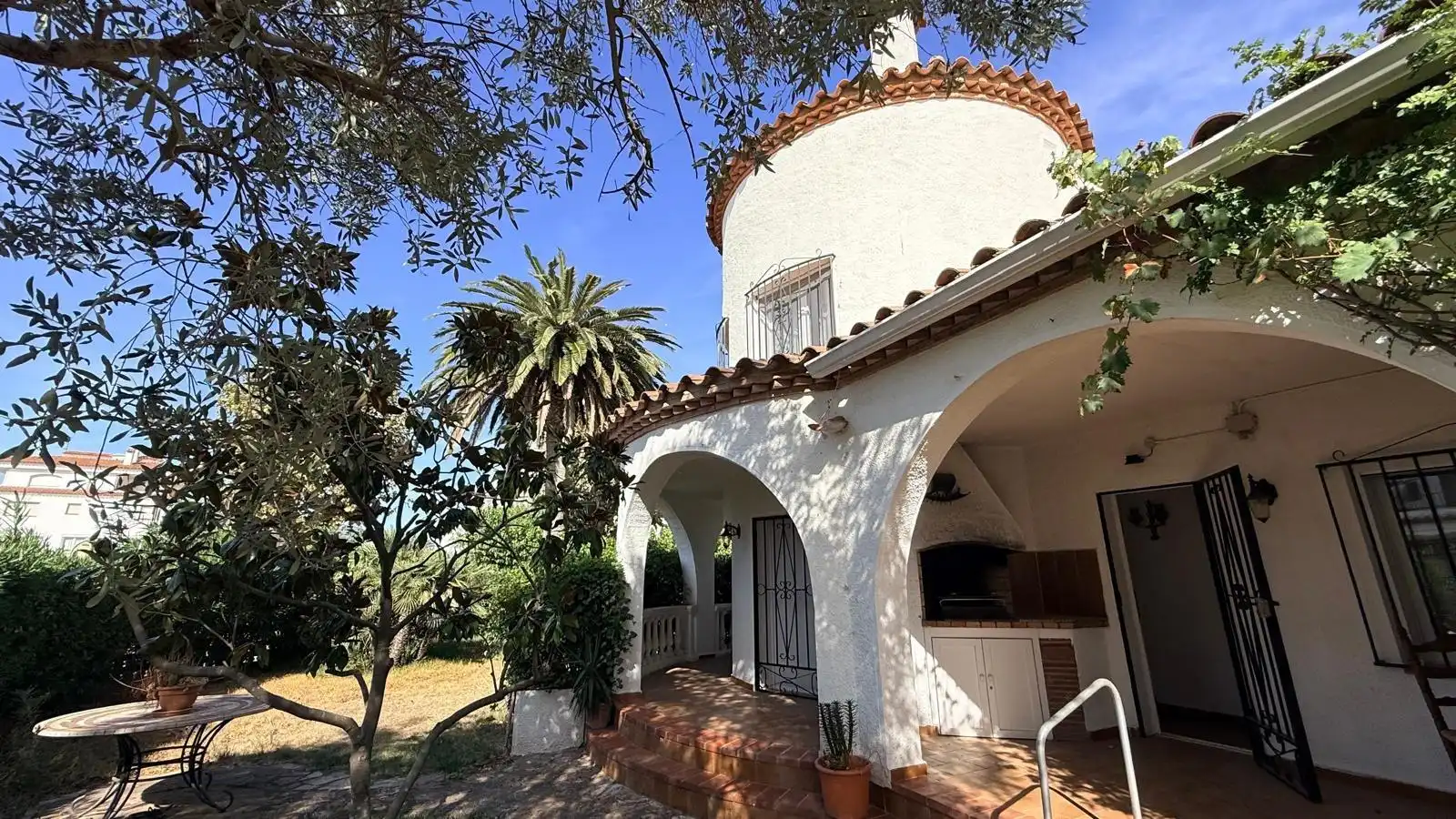 Vista exterior de Casa o chalet en venta en Empuriabrava con Calefacción, Jardín privado y Terraza