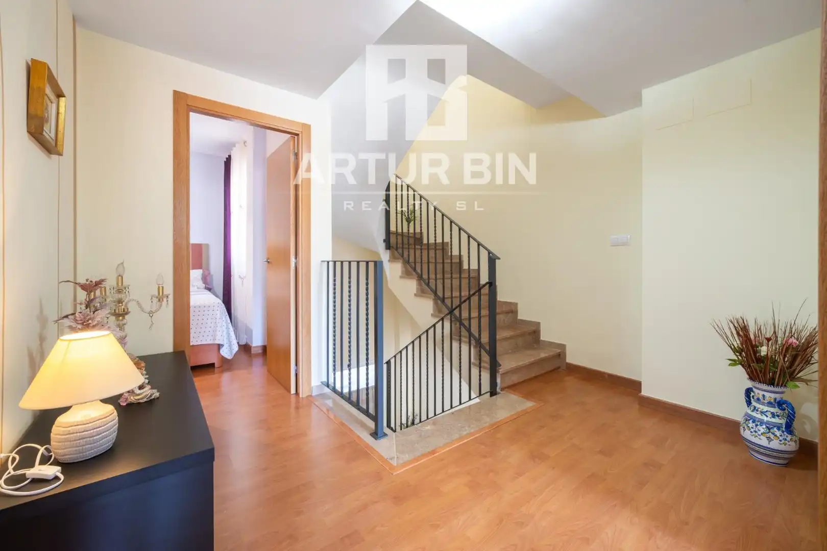 Casa adosada en venta en Alzira con Aire acondicionado, Calefacción y Terraza