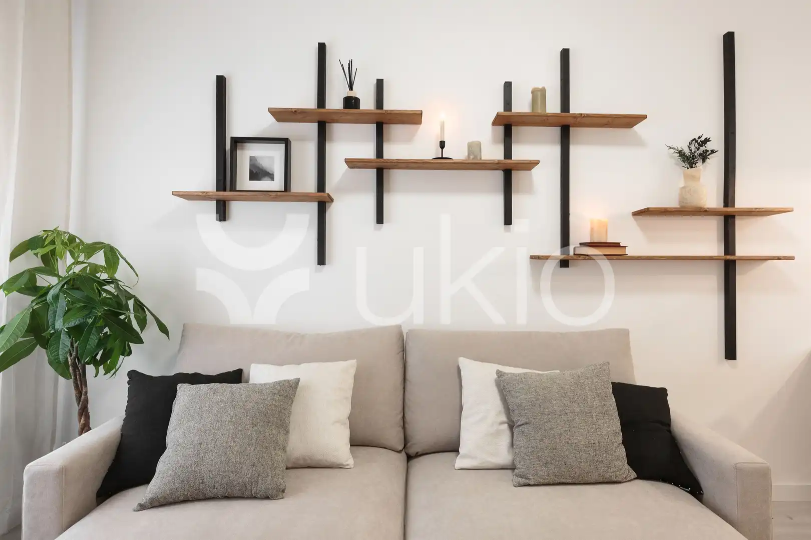 Apartament de lloguer a Carrer de Matilde Díez, El Putget i el Farró