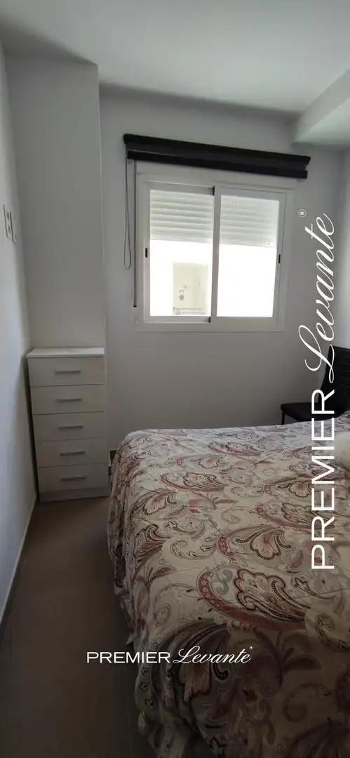 Schlafzimmer von Dachboden zum Verkauf in Piles mit Klimaanlage, Privatgarten und Terrasse