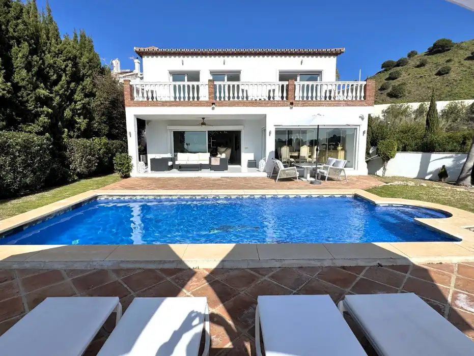 Chalet con piscina en venta en Calle Huelva de Calahonda 3820, imagen 24