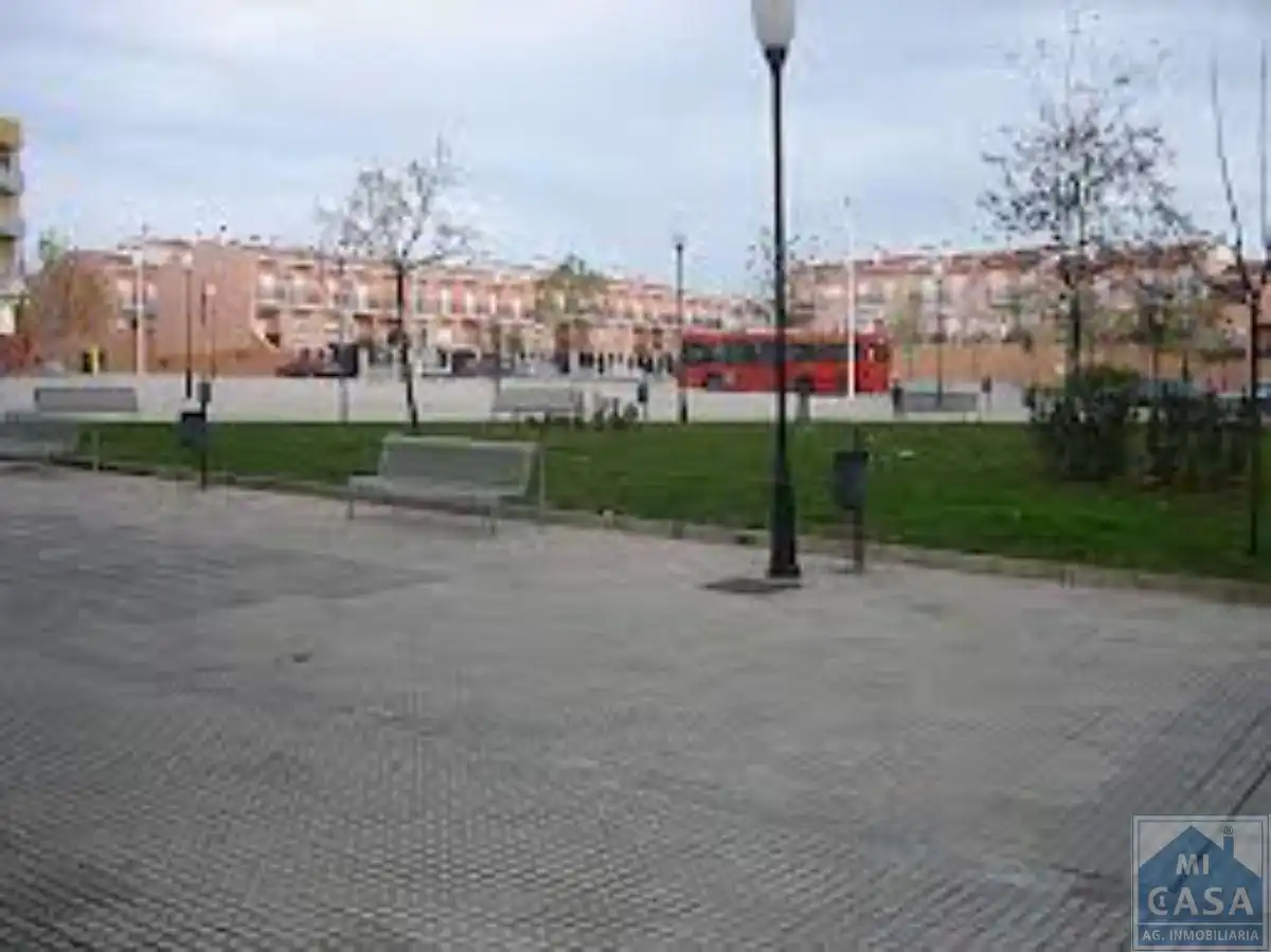 Local comercial en venda a Este