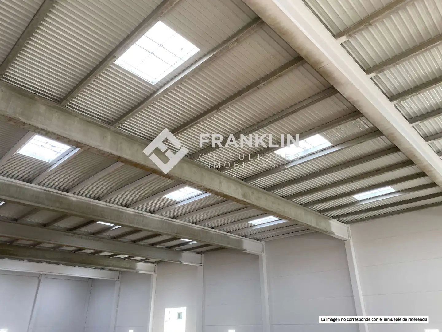 Nave industrial en venta en Carrer de Suecia