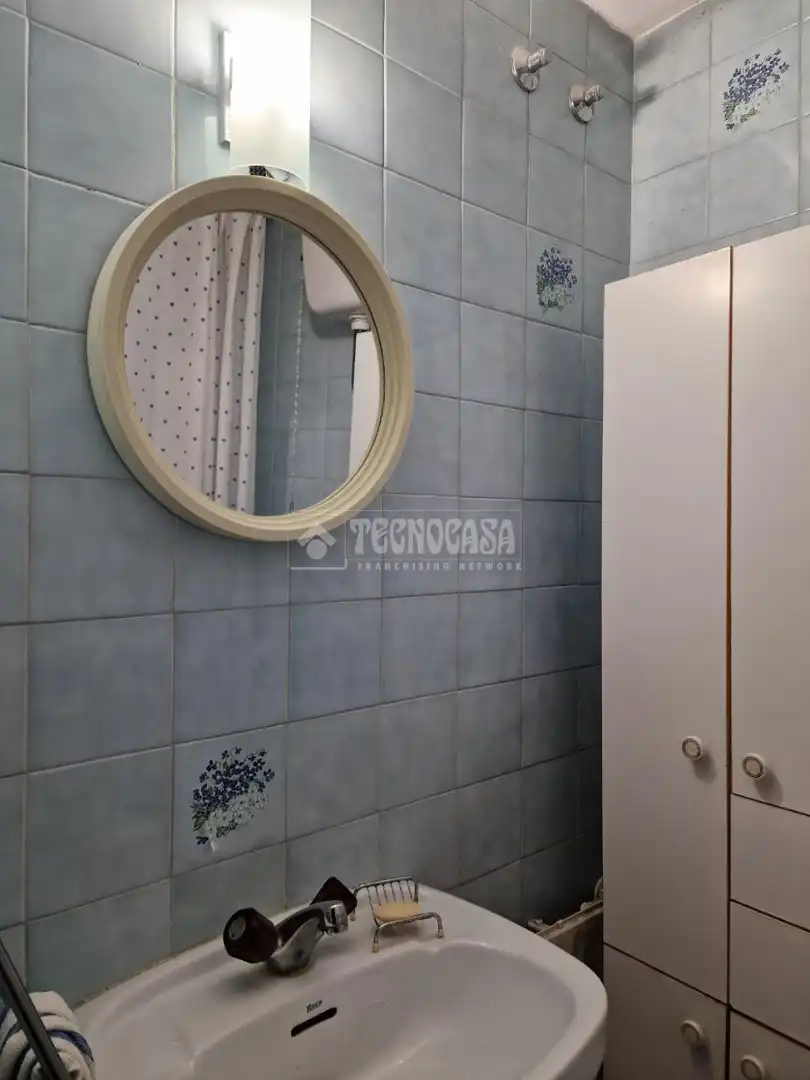 Baño de Piso en venta en Huesca con Calefacción y Trastero