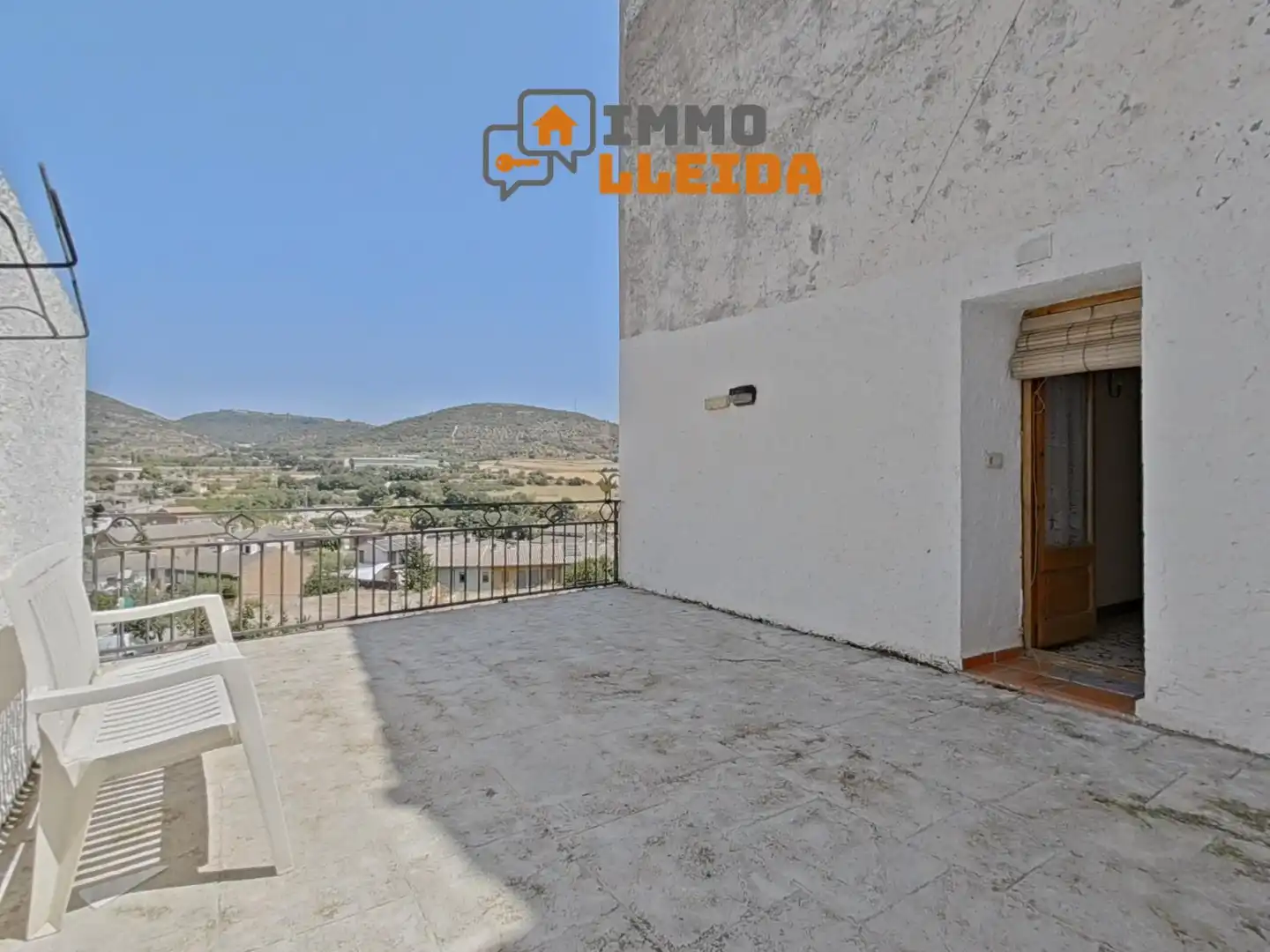 Exterior view of Flat for rent in Os de Balaguer  with Heating, Terrace and Storage room