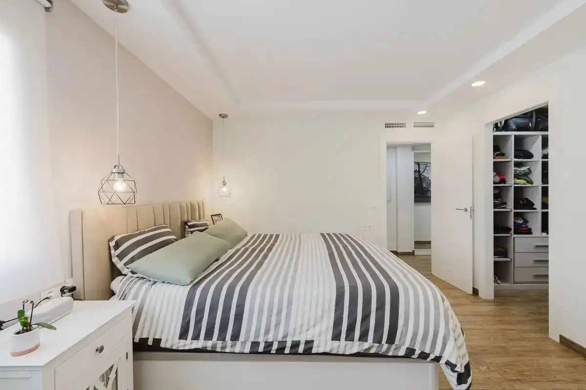 Dormitori de Casa adosada en venda en Málaga amb Aire condicionat, Calefacció i Terrassa