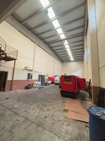 Nave industrial en Venta en Calle de las Moreras en Zona Industrial Borreguno - Camporrosso