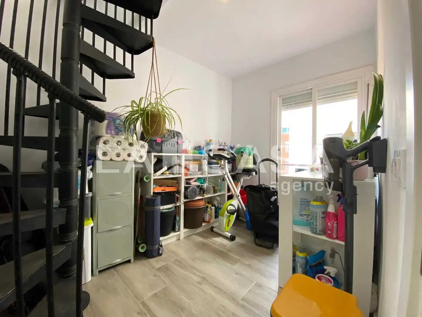 Dúplex en venda en Santa Coloma de Gramenet amb Calefacció, Terrassa i Balcó