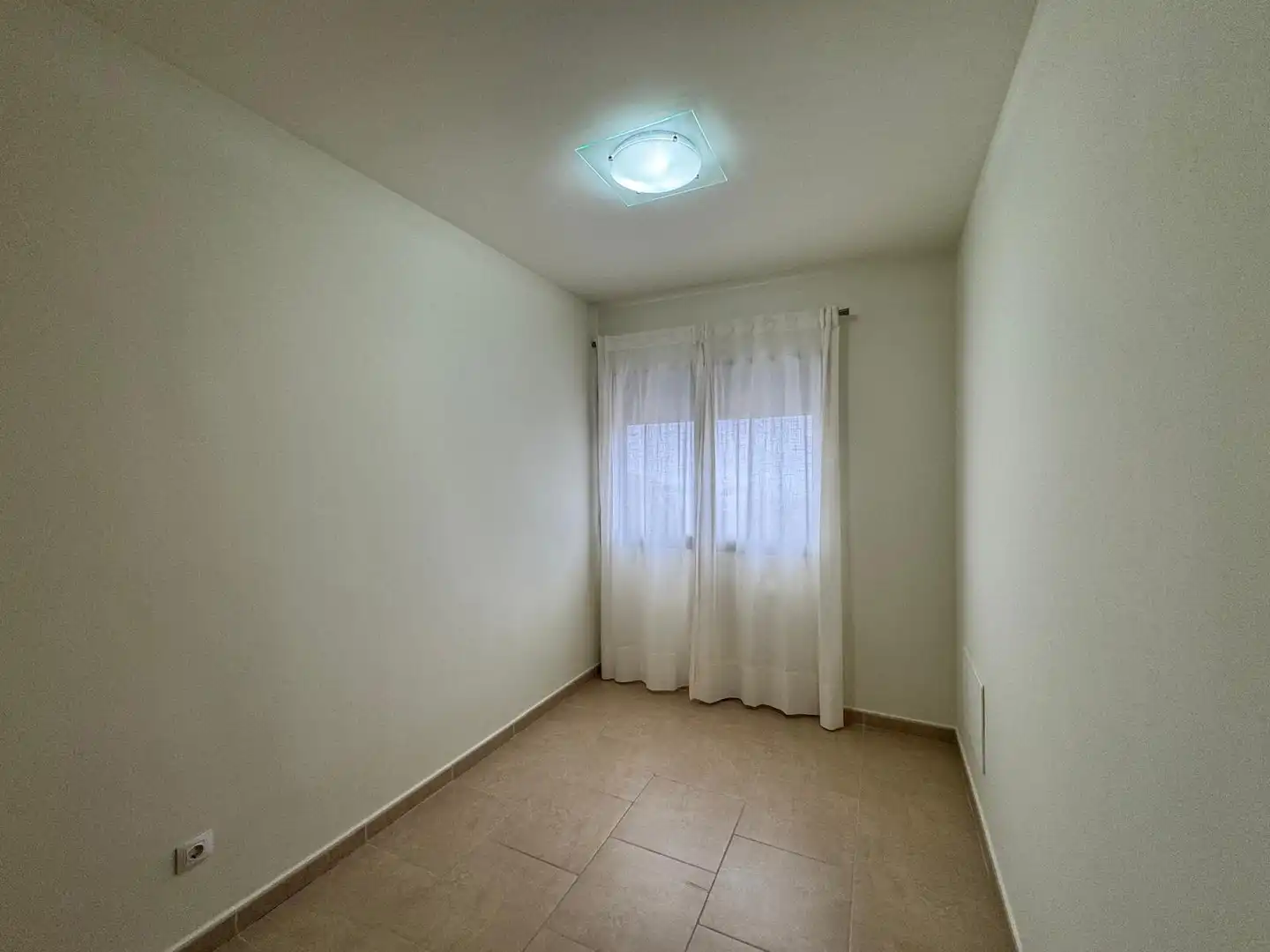 Piso de alquiler en Poetisa Mercedes Pinto, Los Portales - Visvique