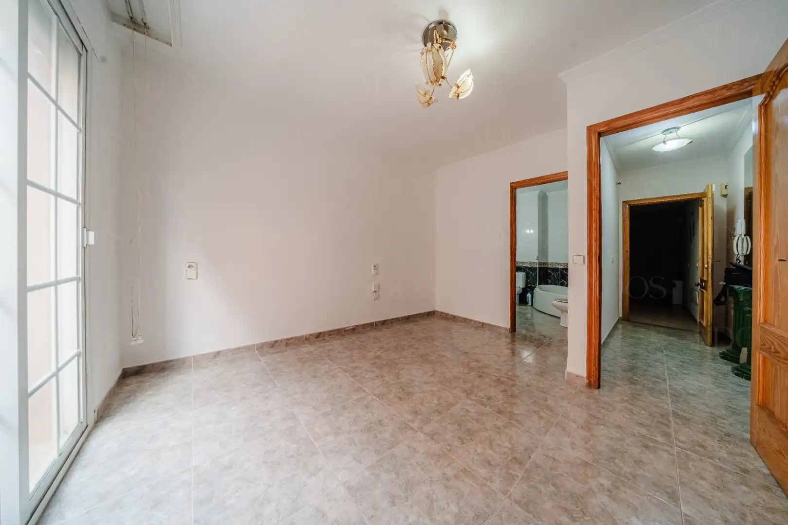 Piso en venta en Roquetas de Mar con Aire acondicionado