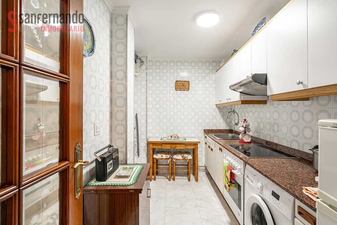 Cocina de Piso en venta en Reocín con Calefacción