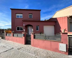 Exterior view of House or chalet for sale in Torroella de Fluvià  with Air Conditioner, Terrace and Swimming Pool