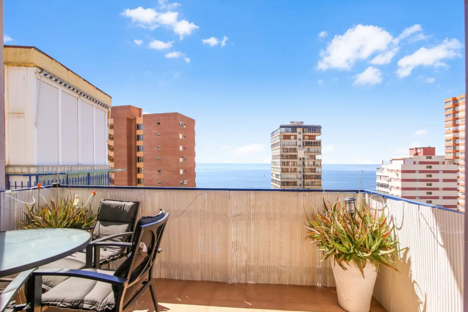 Appartement compact avec terrasse à vendre à Playa de Poniente, imagen 3