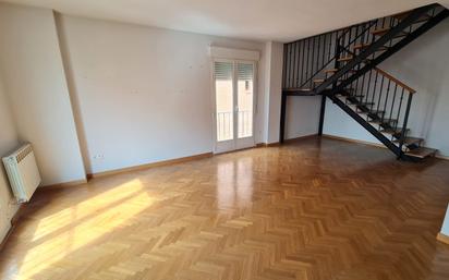 Living room of Duplex for sale in  Toledo Capital  with Balcony