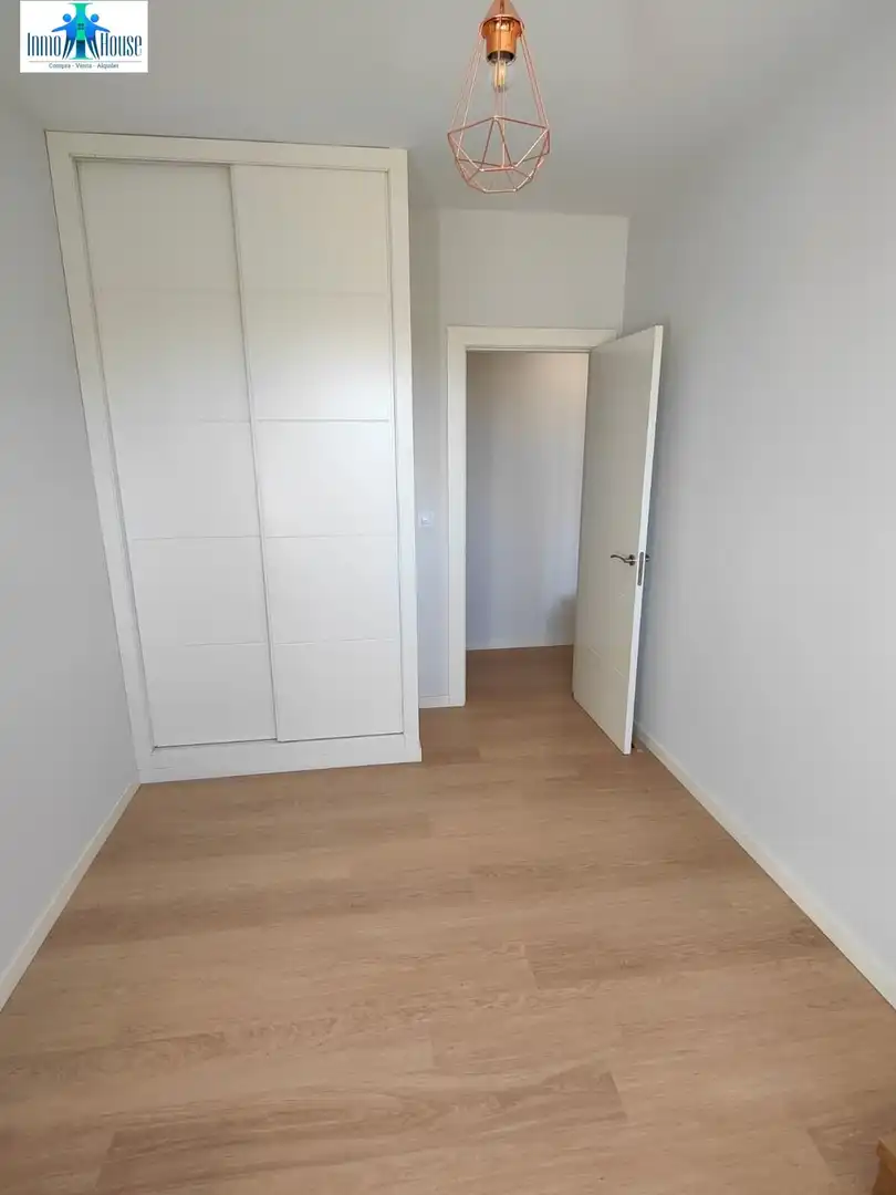 Schlafzimmer von Wohnung zum Verkauf in Albacete mit Klimaanlage, Heizung und Abstellraum