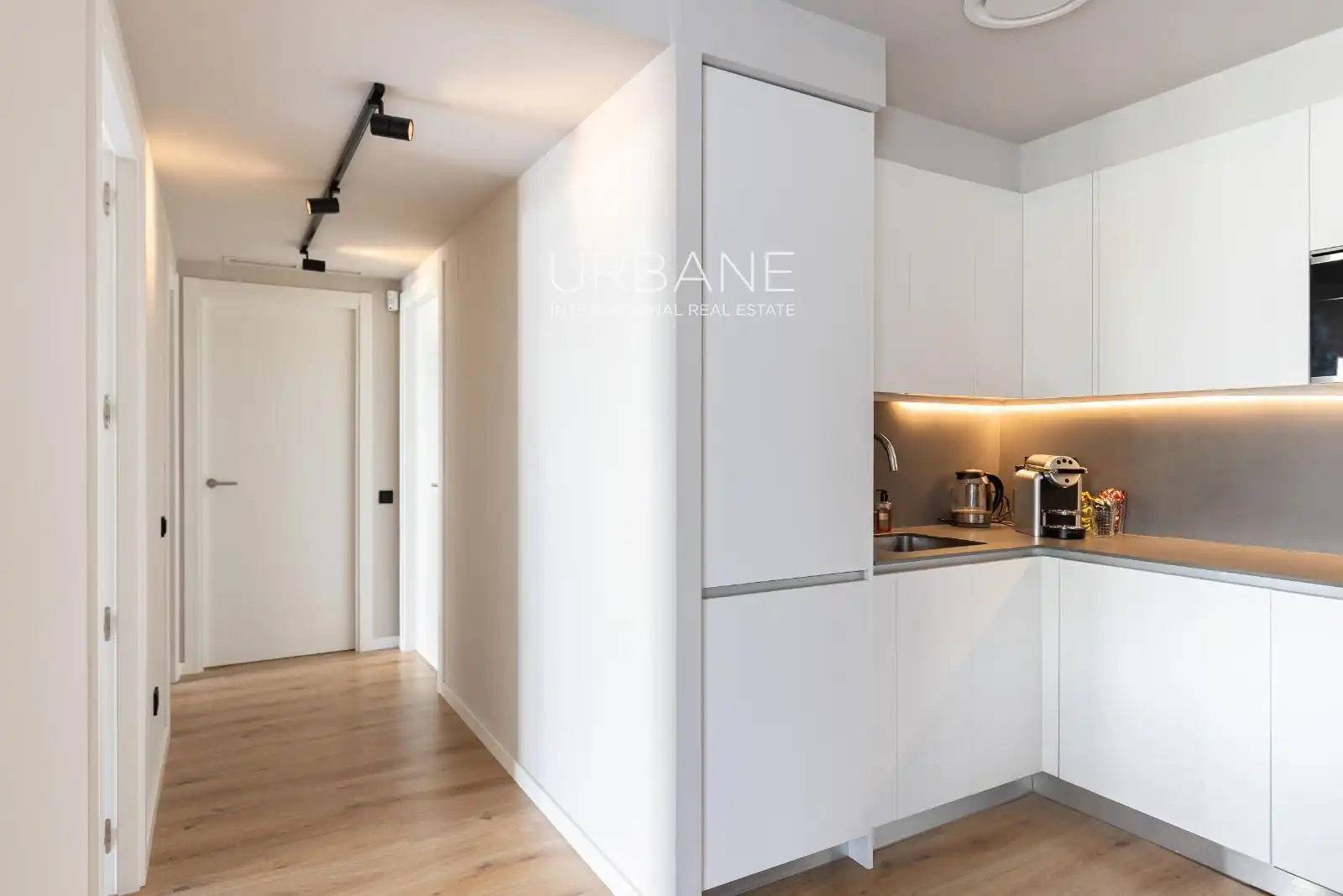 Wohnung zur Miete in de Ramon Turro, Diagonal Mar i el Front Marítim del Poblenou