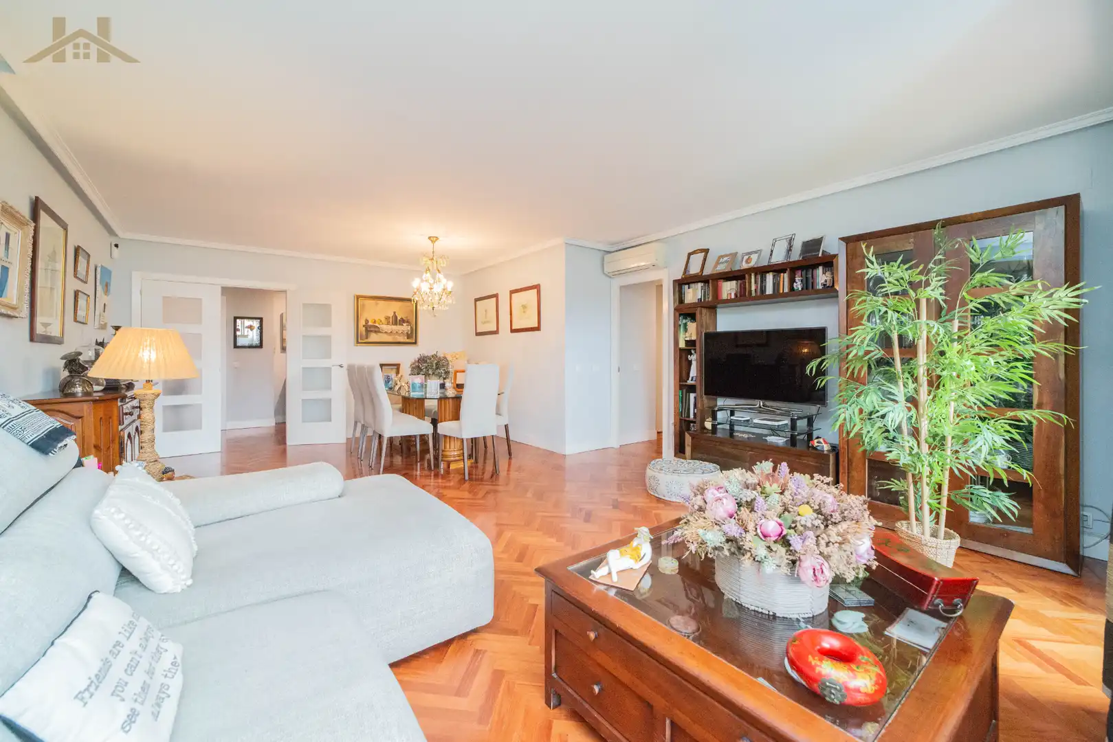 Sala de estar de Piso en venta en Pozuelo de Alarcón con Aire acondicionado, Calefacción y Terraza