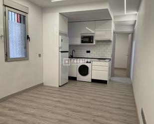 Kitchen of Flat to rent in  Madrid Capital  with Air Conditioner and Heating