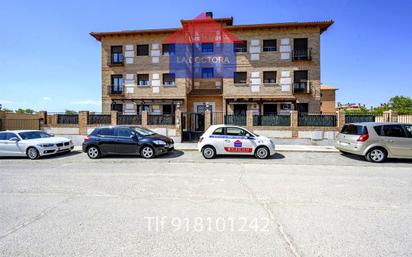 Exterior view of Planta baja for sale in Navalcarnero  with Air Conditioner, Heating and Private garden