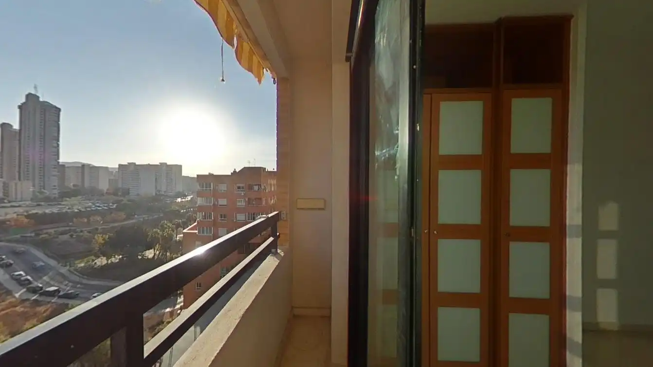 Habitación de Piso en venta en Benidorm con Piscina