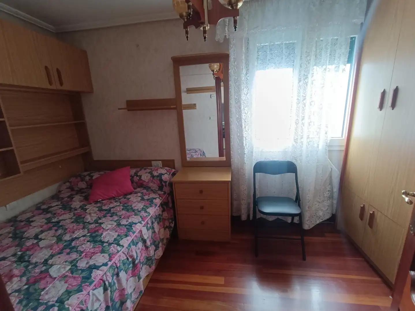Habitación de Piso en venta en Arrasate / Mondragón con Calefacción, Terraza y Amueblado